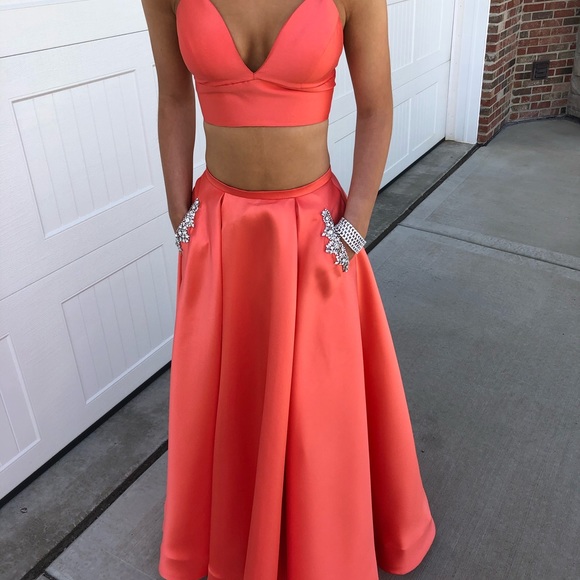 prom dresses 2019 sherri hill